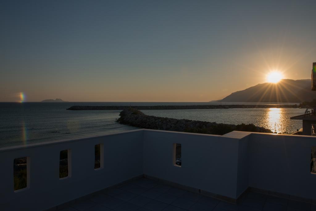 Golden Sun Kokkinos Pirgos Exterior foto