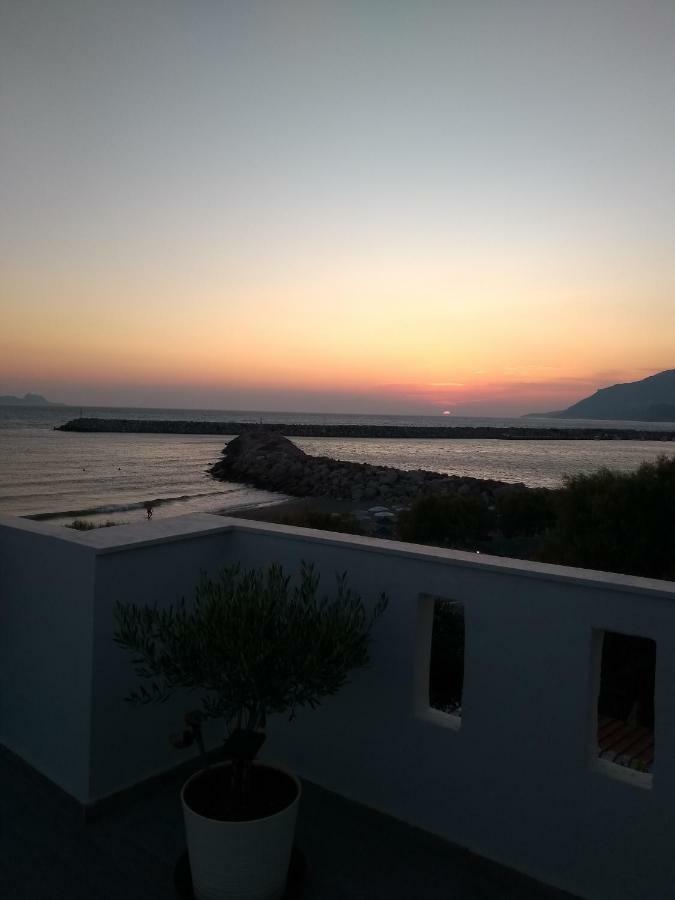 Golden Sun Kokkinos Pirgos Exterior foto